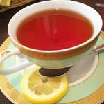 PiA - お代わり紅茶１００円