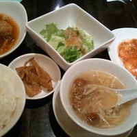 廣東料理 民生 ヒルトンプラザウエスト店 - 