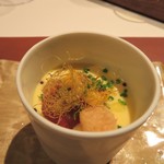 レストラン ラリューム - こちらはシェフからのプレゼント ゴールドラッシュのスープ（お土産のお返しにいただきましたm(__)m） 