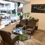 スウェル ボウルズ - ハワイアン・テイストな雰囲気のカフェ