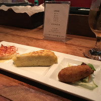 バル デ エスパーニャ ムイ 東京店 - タパス盛り合わせ