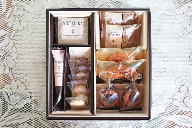 アンジェリーナにアンジェリーナのクッキー By マダム チェチーリア アンジェリーナ 日本橋三越店 Angelina 三越前 ケーキ 食べログ アンジェリーナにアンジェリーナのクッキー By マダム チェチーリア アンジェリーナ 日本橋三越店 Angelina 三越前 ケーキ 食べログ
