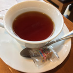 Itagaki - 紅茶 500円(ケーキセットで100円引きの400円)