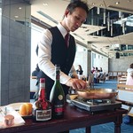 横浜モノリス - 