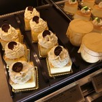 クリオロ - ケーキショーケース