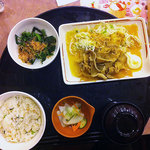 Gasuto - 豚肉の生姜焼き和膳 733円