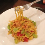 クアドリフォーリオ - 桜エビのタリオリーニ