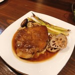 BISTRO BACCHUS - 豚ロース肉のコンフィ