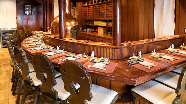 芦屋の超予約困難ミシュラン☆串揚げ店！笑顔の素敵な大将の創り出す