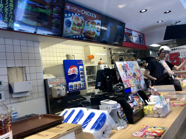 Wendy's First Kitchen Kyoto Shinkyogoku Ten photo 5