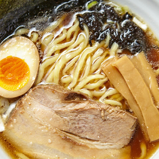 "Soy sauce Ramen" has been loved since its establishment in 1986.