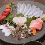 旬彩 - 刺身の盛り合わせ  ３人前