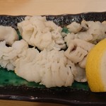 Iroha Zushi - 鱧焼き。付け合わせはレモンのみ。