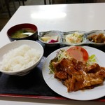 冨士 - 本日の日替わり「豚バラ焼き」700円(税込)。