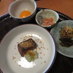 心根 - 京田辺白ご飯　亀岡平飼い卵　古漬け　