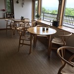 すみれ屋 - 店内