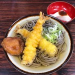 山侊 - 天ぷらそば 900円。