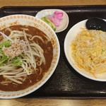 錦華楼 - ごまランチ