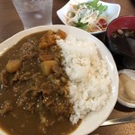 家庭料理居酒屋 よってって - ♪ばぁばぁのカレー¥500