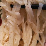 誠屋 - 「宣久」とコラボつけ麺のめん