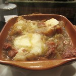 ずぼら - 牛すじのオニオングラタン風