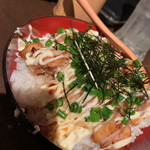 やきとり居酒屋 鳥丸 - 鳥丸丼。￥680,確か小￥480もあったはず。マヨネーズ苦手な方はやめた方がいいです。