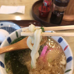 Kusamaya - うどんは柔らかめの麺。お出汁が効いています。