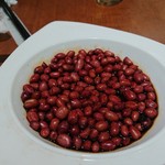 东北人 - 1904_東北人 Second South Tianhe Road Branch, 広州_豆を醤油に漬けたもの。結構ビール進みます。ただ味は濃い。