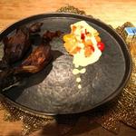 BISTRO NYONYA by 新加坡肉骨茶 - ペーパーチキン＋みる貝とすもものカルパッチョ