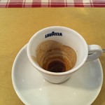 Cantine Barbaroux - 二口で飲み干すのが礼儀