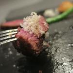 あもん ヨコ - 炉釜焼き塊肉ステーキ喰らう