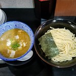 煮干らー麺シロクロ - 煮干つけ麺