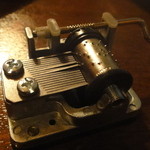 洋食katsui - 小さいオルゴール