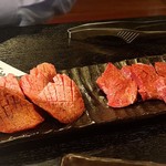 焼肉 正剛 - 上タン、厚切りハツ