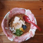 AJI10 - 特濃厚魚介鶏白湯チャーシュー麺