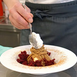 アトリエコータ - モンブラン カシス 仕上げです