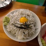 立ち呑み 庶民 京橋店 - ミニしらす丼