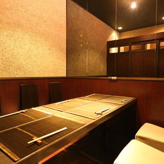 A modern Japanese space where you can relax. Great for dates and anniversaries ◎