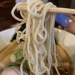 いりにぼ - 【2019.5.26】濃厚煮干しそばの加水やや低めの細麺。