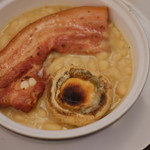 La Table des Fouées - 豆煮込＆豚そしてチーズ　高タンパク！！