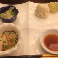 中国料理 王宮 - 焼売を食べてしまって慌てて撮影