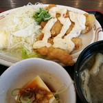 Sasanoya - Aランチ味噌汁　チキン南蛮　570円