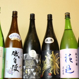 我们有各种品牌的清酒和烧酒，可与 kappo日本料理搭配使用。