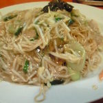 中華大新 - やわらかいやきそば大盛り