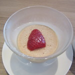 久緒羅珈琲 - 自家製いちごの半熟チーズ　540円