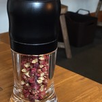 麻婆豆腐 かん - 花椒をお好みで