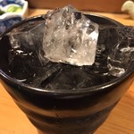 甚六鮨 - ドリンク写真:伊佐美のロック
