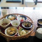 古母里 - 日替定食。見た目も味もいいです