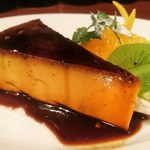 HUG the Kitchen & Wine - 