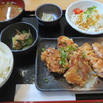 からあげ食堂 とり山 - 